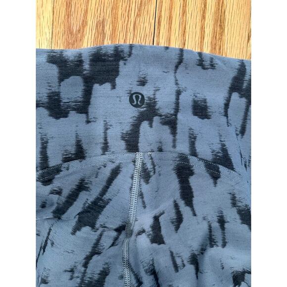 Lululemon InStill Leggings - Picture 4 of 6